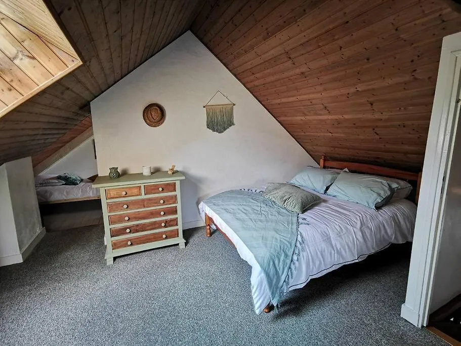 Casa de Férias Gite Du Placello, Piscine Jacuzzi Et Sauna Quistinic França