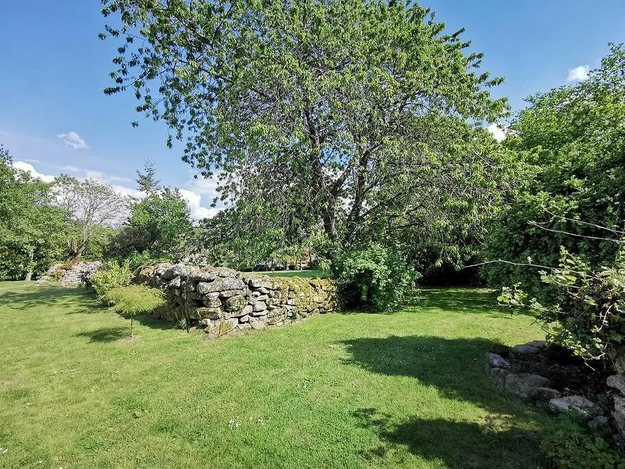 Holiday home Gite Du Placello, Piscine Jacuzzi Et Sauna Quistinic