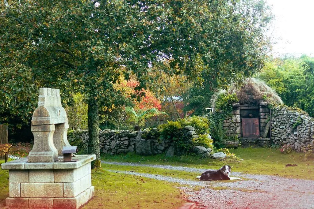 Gite Du Placello, Piscine Jacuzzi Et Sauna Quistinic 0*,  France